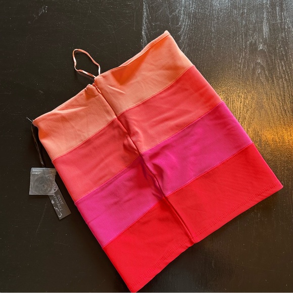 NWT Poof Apparel Color block Medium Orange Mini Skirt Pink - Picture 5 of 6
